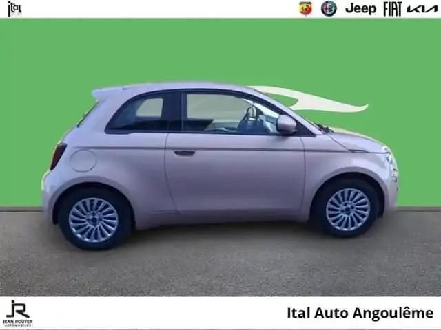 Occasion Fiat 500e 86 kW (118 ch) 2023 Rose gold métal Citadine