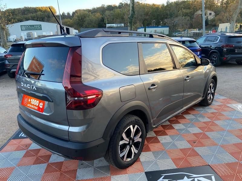 Occasion Dacia Jogger Expression 110 ch (80 kW) 2024 Gris Monospace
