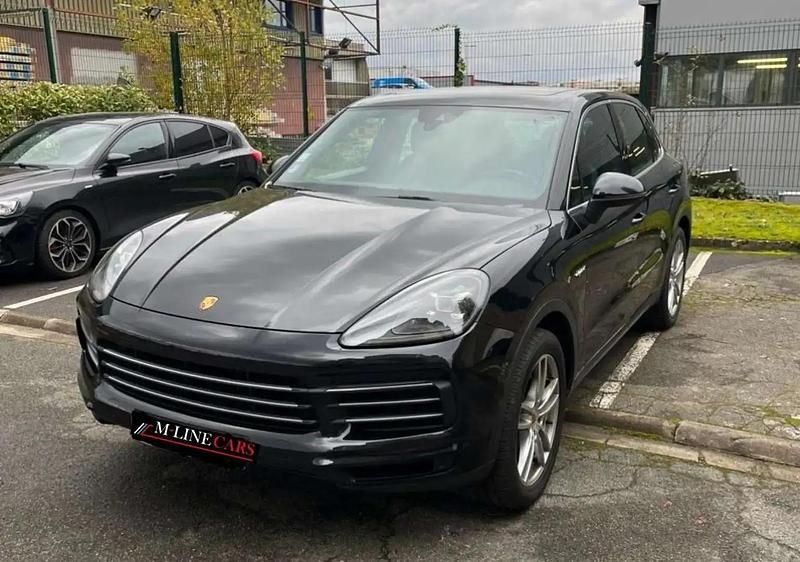 Noir Utilisé 2020 Porsche Cayenne SUV | 63 900 € (Prix juste) - Image 1/4