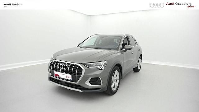 Gris chronos métallisé Utilisé 2023 Audi Q3 Design SUV | 36 900 € - Image 1/4