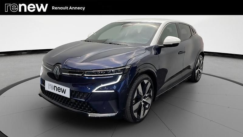 Bleu Utilisé 2023 Renault Mégane Techno Berline | 24 990 € (Bon prix) - Image 1/4