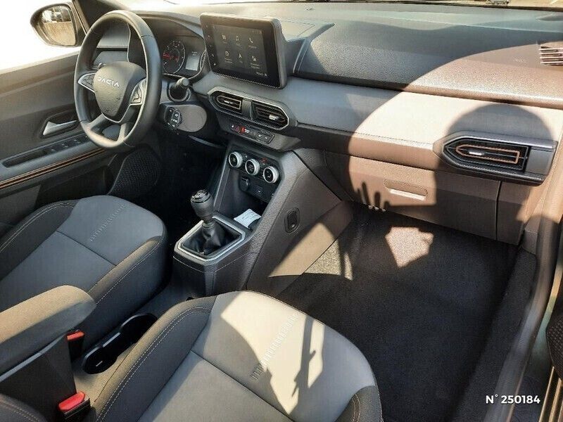 Occasion Dacia Sandero Extreme 101 ch (74 kW) 2024 Vert Citadine