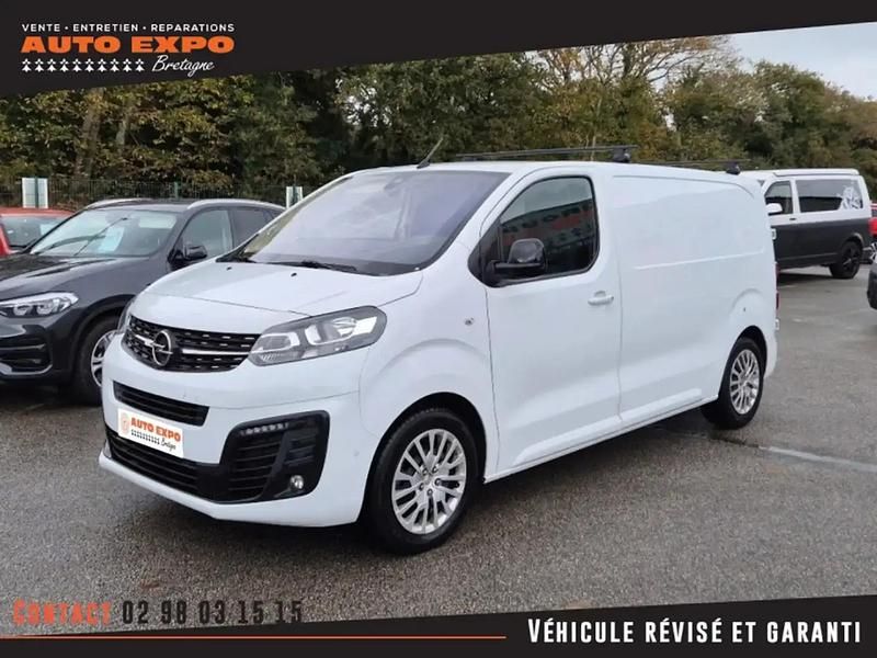 Blanc Utilisé 2023 Opel Vivaro Business Van | 18 990 € (Prix juste) - Image 1/4