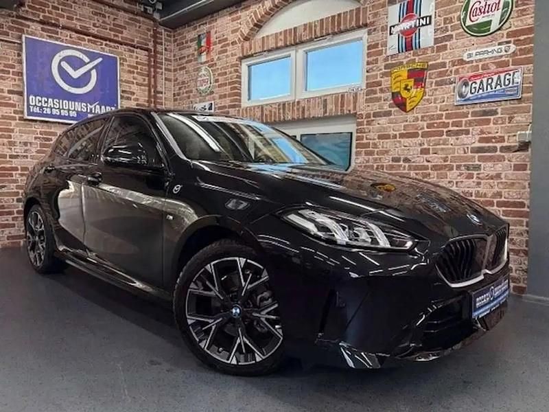 Blanc Utilisé 2025 BMW 120 M Sport Citadine | 37 917 € - Image 1/4