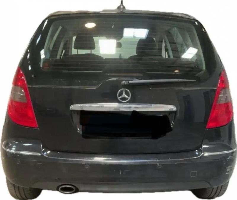 Image 2/4