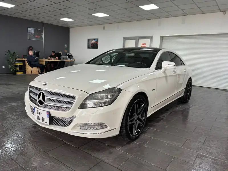 Blanc Utilisé 2011 Mercedes CLS350 Edition 1 Berline | 22 990 € - Image 1/4