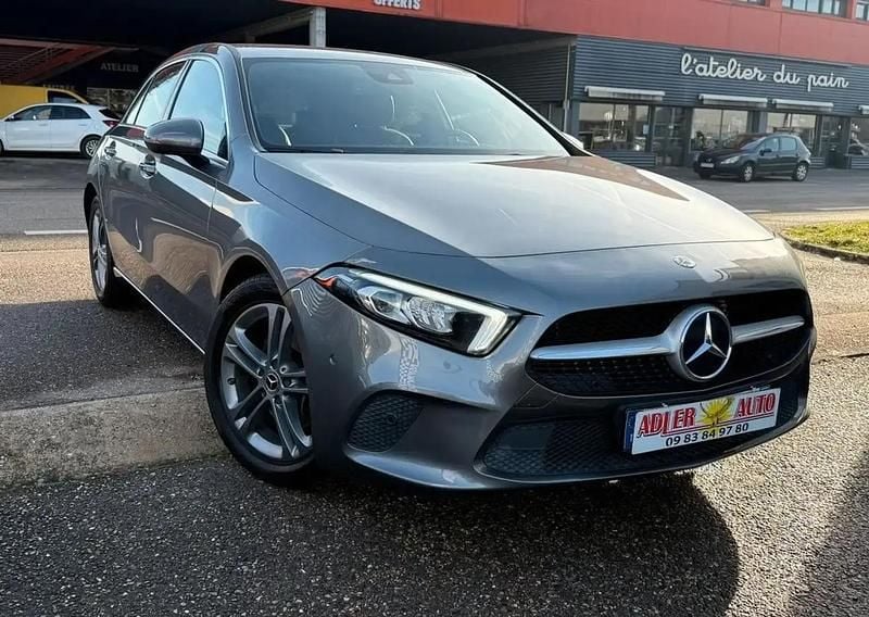 Gris Occasion 2018 Mercedes A200 AMG line Berline | 18 990 € (Super prix) - Image 1/4