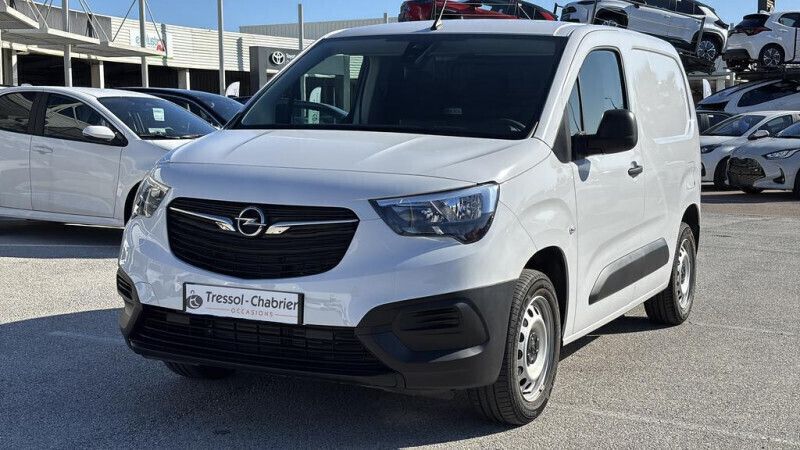 Blanc Utilisé 2024 Opel Combo S Monospace | 21 127 € - Image 1/4