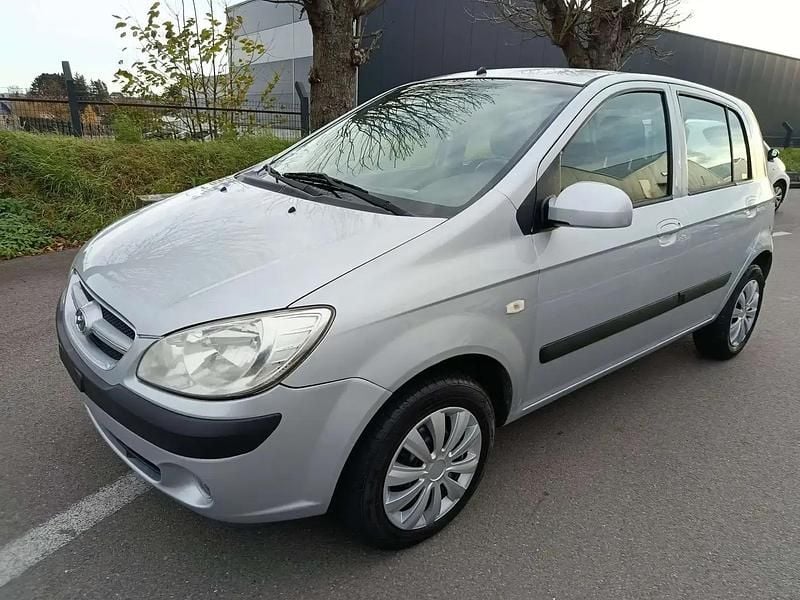 Gris Occasion 2008 Hyundai Getz Turbo Citadine | 2 700 € - Image 1/4