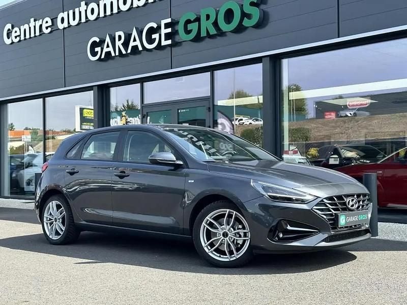 Utilisé 2024 Hyundai i30 Berline | 21 360 € (Prix juste) - Image 1/4