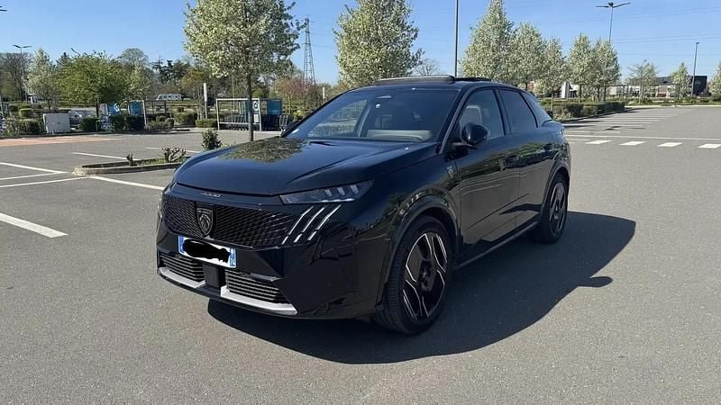 Noir Occasion 2024 Peugeot e-3008 GT SUV | 35 800 € (Prix juste) - Image 1/4