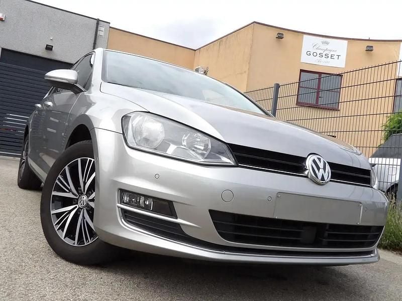 Gris Utilisé 2017 VW Golf VII Allstar Berline | 14 850 € (Super prix) - Image 1/4