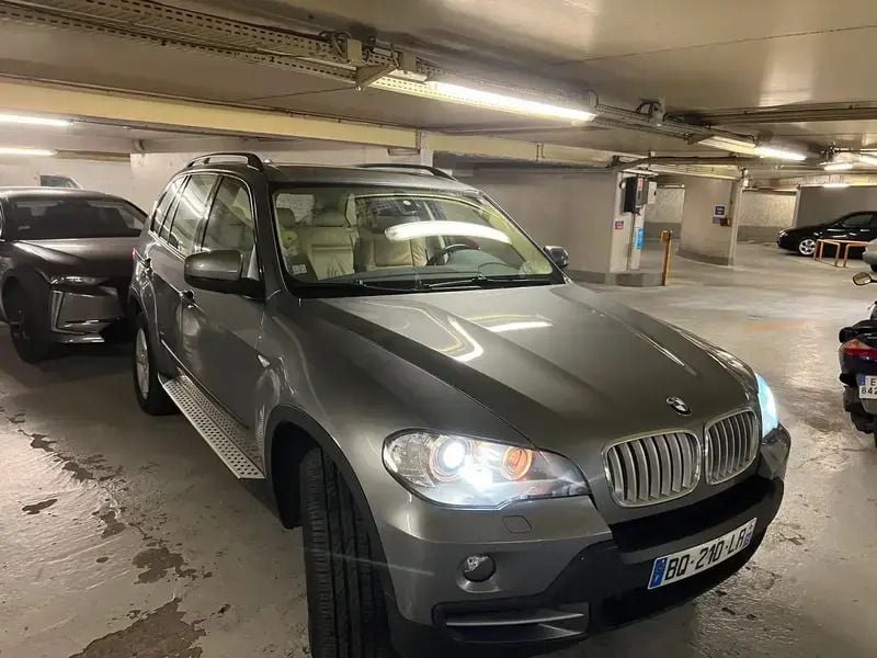 Gris Utilisé 2007 BMW X5 SUV | 13 000 € - Image 1/4