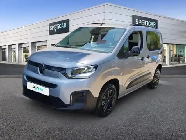 Nouvelle Citroën Berlingo 130 ch (95 kW) 2025 Gris artense (m) Monospace