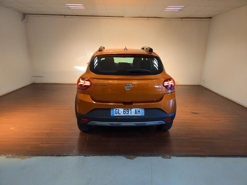 Orange Utilisé 2022 Dacia Sandero Comfort Citadine | 14 482 € (Prix juste) - Image 1/4