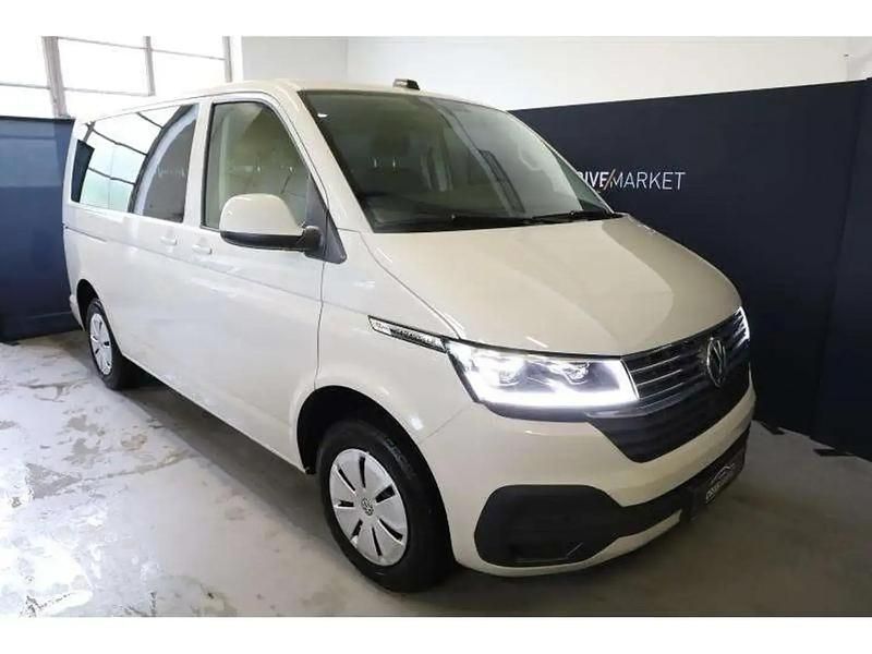 Gris Utilisé 2024 VW T6.1 Comfortline Van | 42 964 € (Prix juste) - Image 1/4