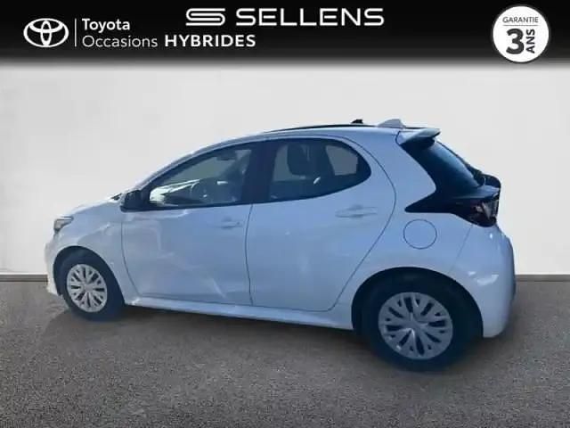 Occasion Toyota Yaris Hybrid 116 ch (85 kW) 2024 Blanc Berline