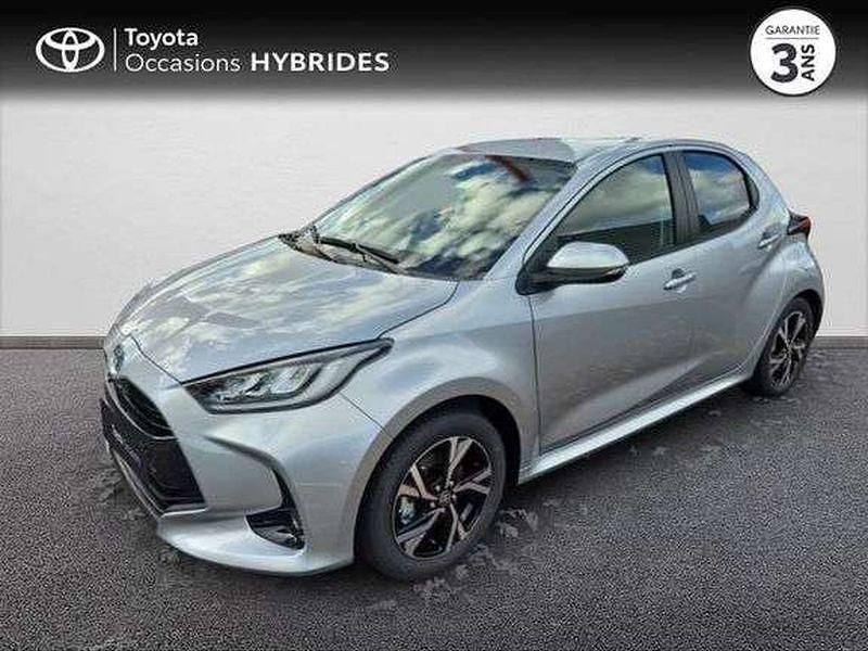 Utilisé 2025 Toyota Yaris Hybrid Design Berline | 27 250 € (Prix cher) - Image 1/1