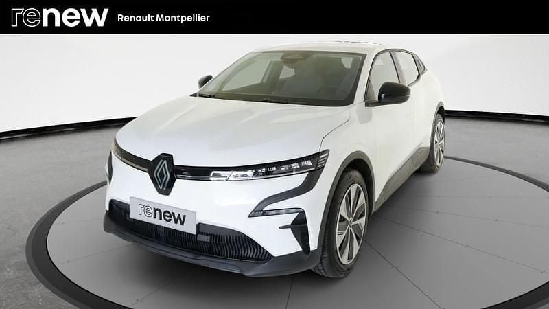 Blanc Utilisé 2022 Renault Mégane Evolution Berline | 19 499 € (Super prix) - Image 1/4