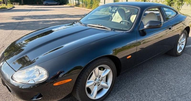 Occasion 2000 Jaguar XK8 Coupé | 18 500 € - Image 1/4
