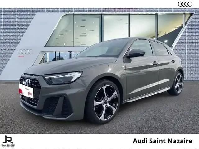 Gris chronos Utilisé 2024 Audi A1 Sportback S-Line Citadine | 28 990 € (Prix juste) - Image 1/4