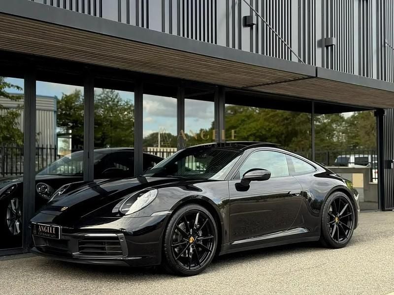 Noir Utilisé 2021 Porsche 911 Carrera Coupé | 119 990 € (Prix juste) - Image 1/4