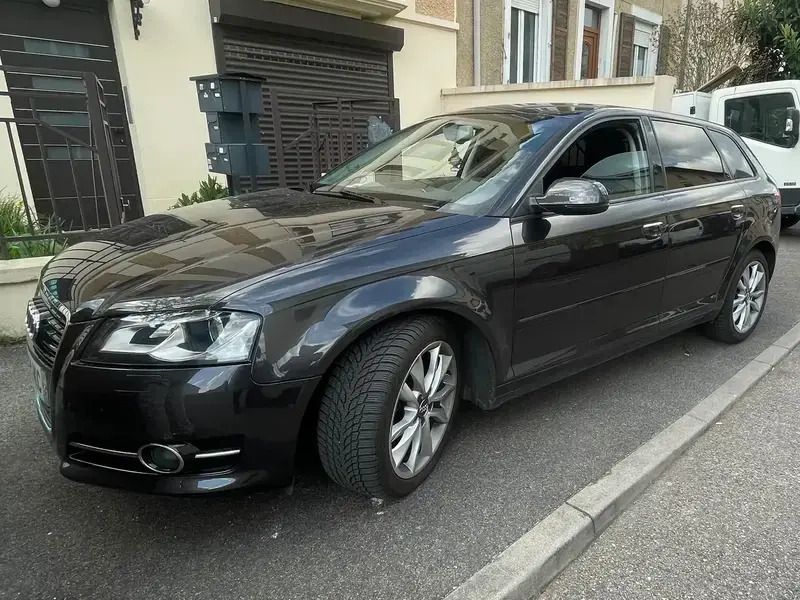 Utilisé 2010 Audi A3 Sportback Ambition Berline | 9 200 € (Prix juste) - Image 1/4