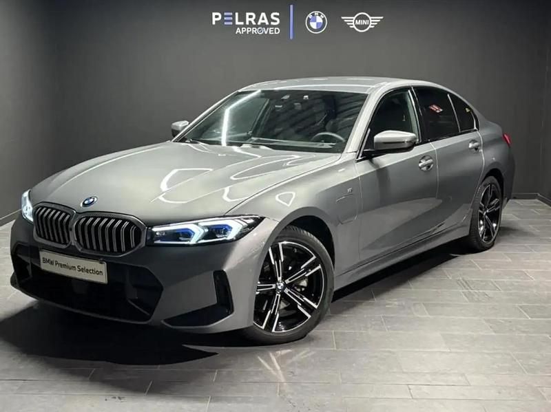 Gris Occasion 2025 BMW 330 M Sport Berline | 47 590 € (Prix juste) - Image 1/4