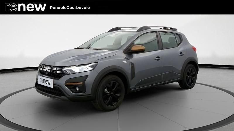 Gris Utilisé 2025 Dacia Sandero Extreme Citadine | 17 590 € (Prix assez cher) - Image 1/4