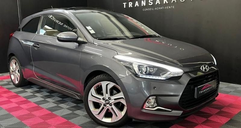 Gris Utilisé 2016 Hyundai i20 Coupé | 10 990 € - Image 1/4
