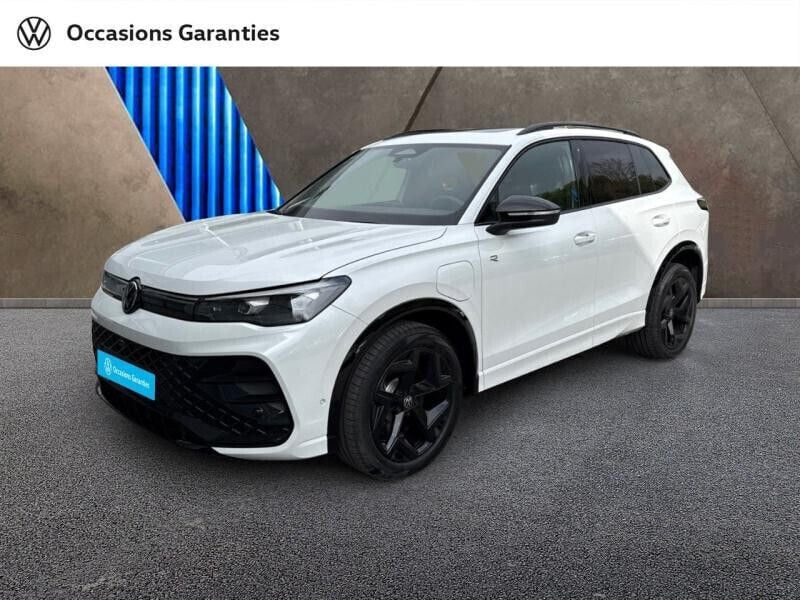 Utilisé 2025 VW Tiguan R-line Edition SUV | 56 990 € (Prix juste) - Image 1/4