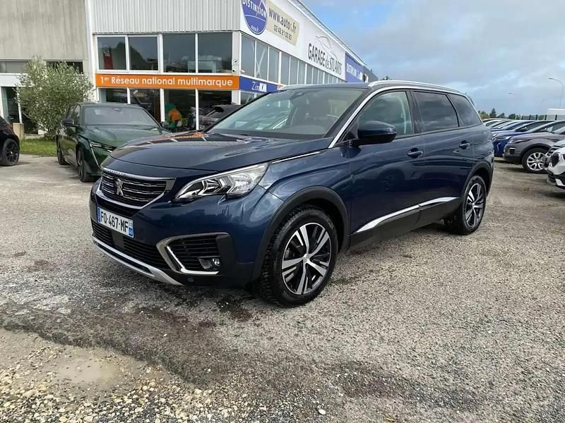 Bleu Occasion 2019 Peugeot 5008 Allure Monospace | 18 980 € (Prix assez cher) - Image 1/4