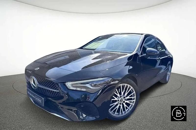 Noir Utilisé 2024 Mercedes CLA180 Luxury Berline | 31 990 € (Prix juste) - Image 1/4