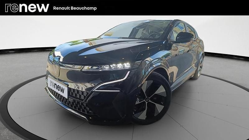 Noir Utilisé 2022 Renault Mégane Equilibre Berline | 20 780 € (Bon prix) - Image 1/4