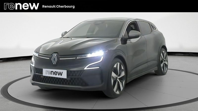 Noir Utilisé 2023 Renault Mégane Techno Berline | 24 990 € (Prix juste) - Image 1/4