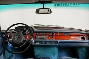 Occasion Mercedes 280 200 ch (147 kW) 1972 Gris Berline