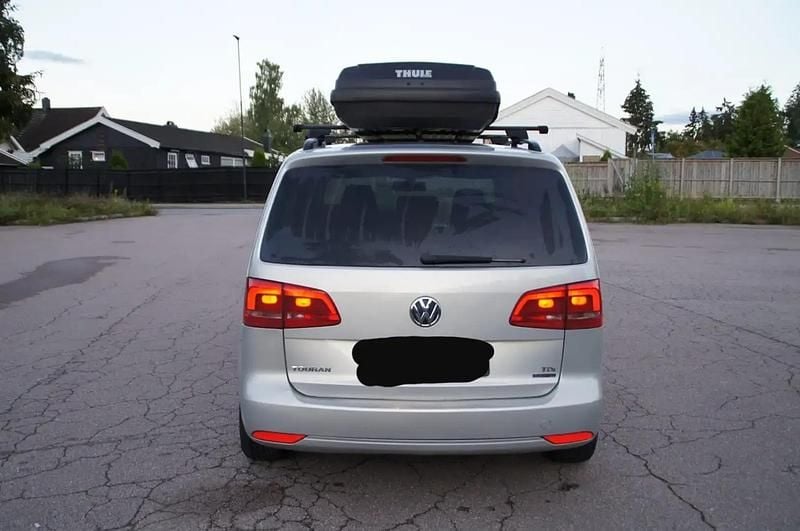 Utilisé 2011 VW Touran Edition Monospace | 8 000 € (Prix juste) - Image 1/4