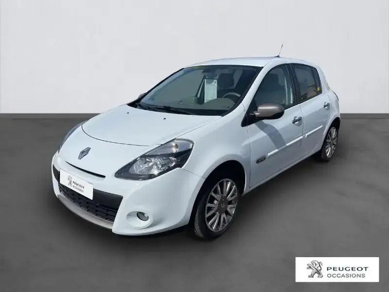 Blanc Utilisé 2012 Renault Clio IV Initiale Berline | 8 390 € (Bon prix) - Image 1/4