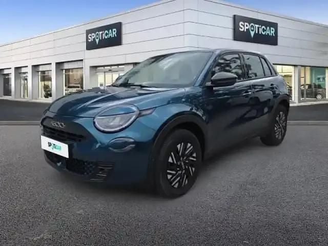 Bleu sea métallisé Occasion 2024 Fiat 600 SUV | 19 970 € (Bon prix) - Image 1/4