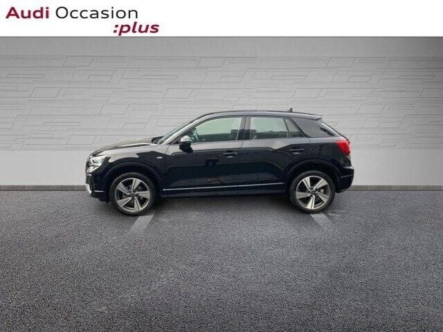 Noir mythe métallisé Utilisé 2024 Audi Q2 Advanced Plus SUV | 36 990 € (Prix cher) - Image 1/3