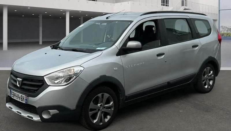 Utilisé 2016 Dacia Lodgy Monospace | 6 200 € (Super prix) - Image 1/4