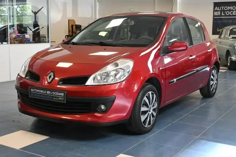 Rouge Utilisé 2006 Renault Clio III Privilege Berline | 6 498 € (Prix juste) - Image 1/4