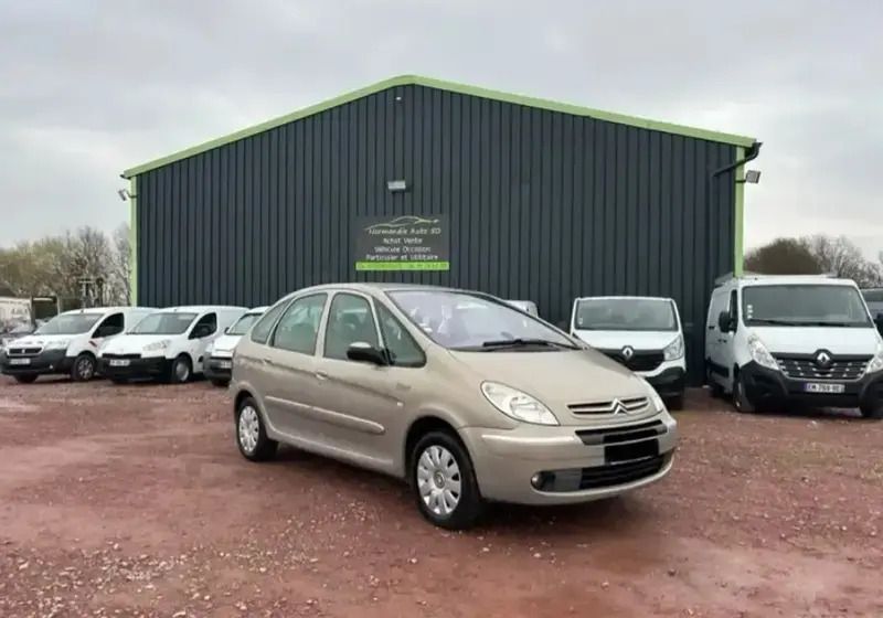 Utilisé 2005 Citroën Xsara Picasso Monospace | 3 990 € - Image 1/4