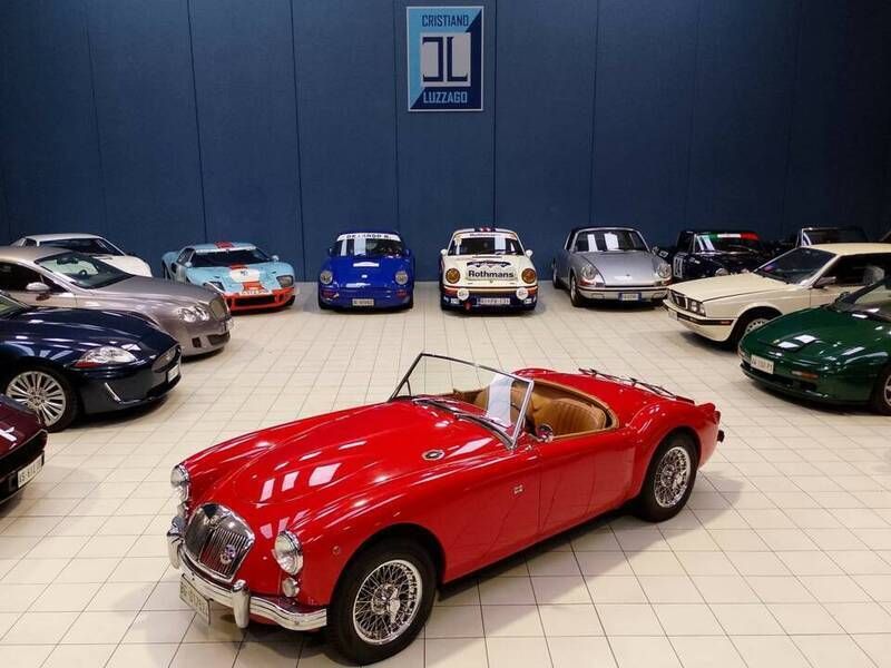 Rouge Utilisé 1960 MG 1600 Cabriolet | 39 800 € - Image 1/4