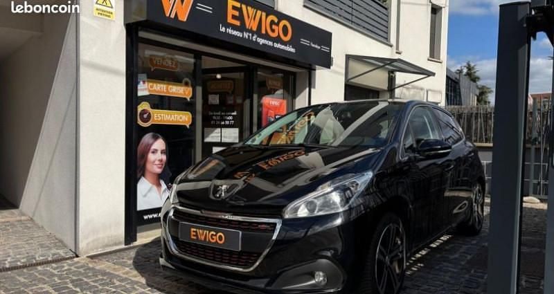 Noir Utilisé 2017 Peugeot 208 GT-line Citadine | 8 990 € (Prix juste) - Image 1/4