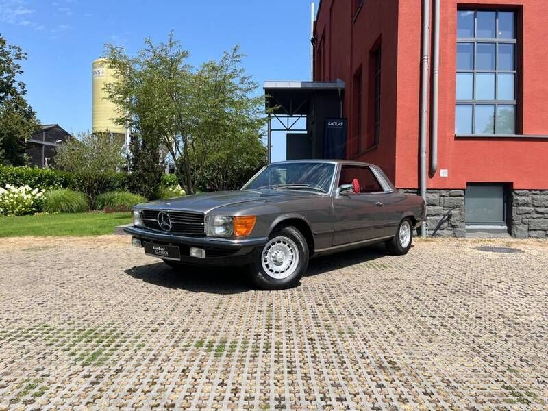 Gris Utilisé 1974 Mercedes 350 Coupé | 99 000 € - Image 1/4