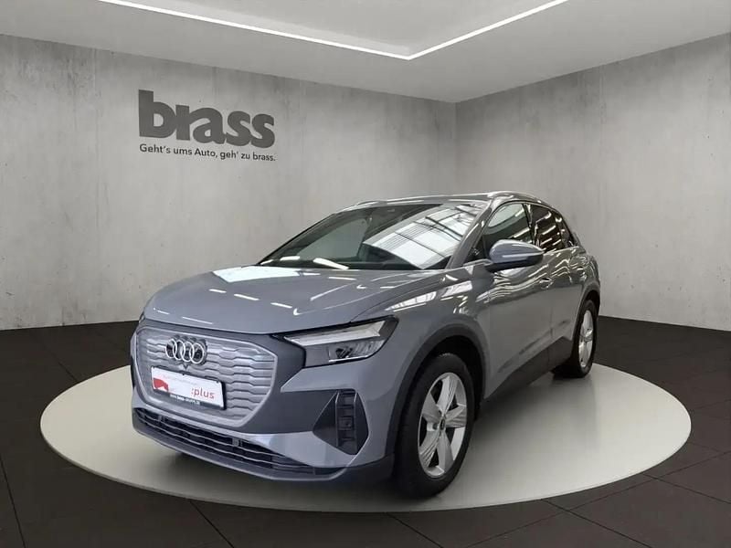 Gris Utilisé 2022 Audi Q4 e-tron SUV | 33 400 € (Prix juste) - Image 1/4