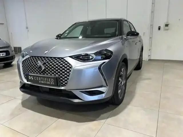 Gris artense (m) Occasion 2020 DS Automobiles DS3 Crossback E-Tense Grand Chic SUV | 15 986 € - Image 1/4