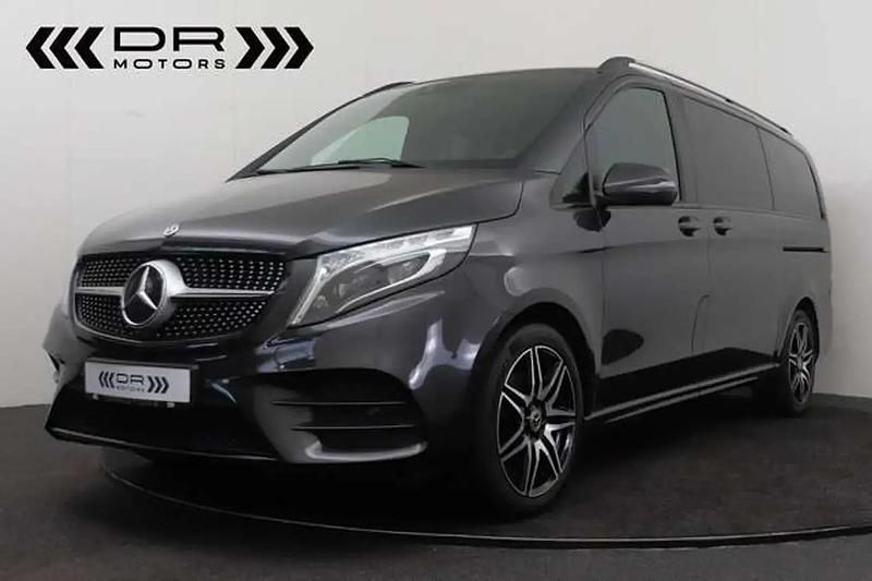 Gris Occasion 2019 Mercedes V300 AMG line Monospace | 41 995 € (Prix juste) - Image 1/4