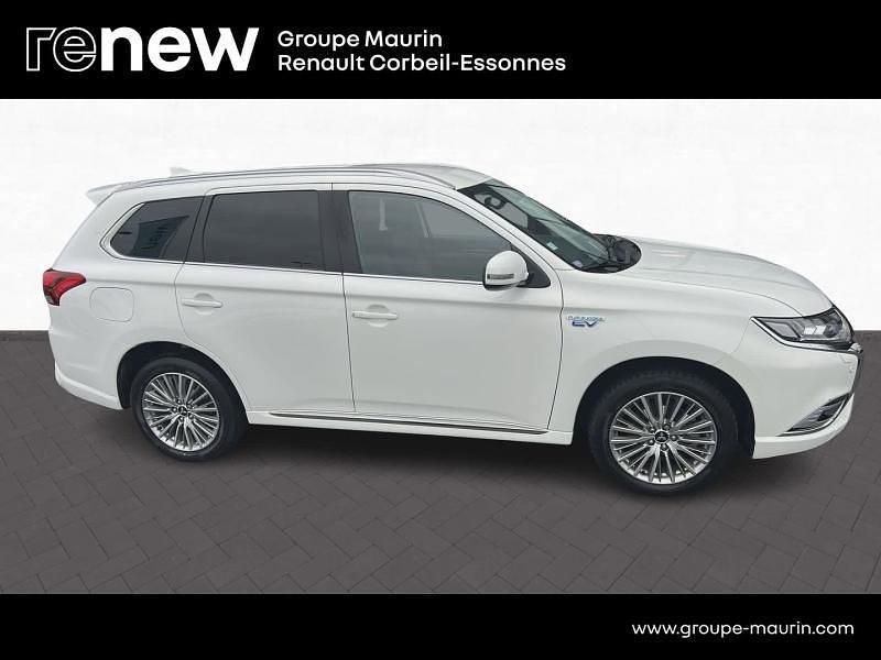 Occasion Mitsubishi Outlander P-HEV Intense 135 ch (99 kW) 2020 Polar white SUV